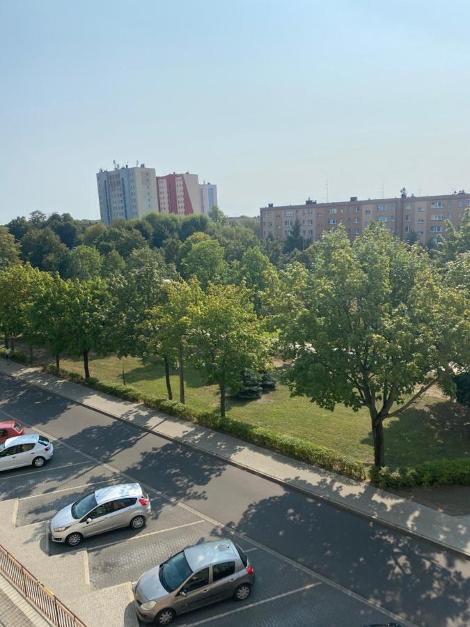 Przytulne Mieszkanie 2 Pokojowe Leszno  Exterior photo